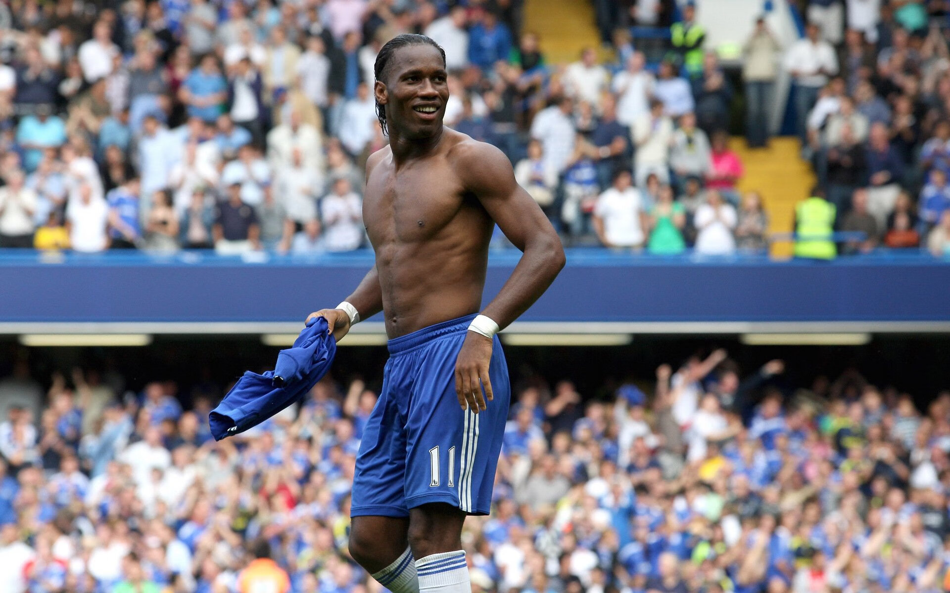 肯尼亚女足遇强队一胜一负，小组成绩尚可，肯尼亚足球运动员