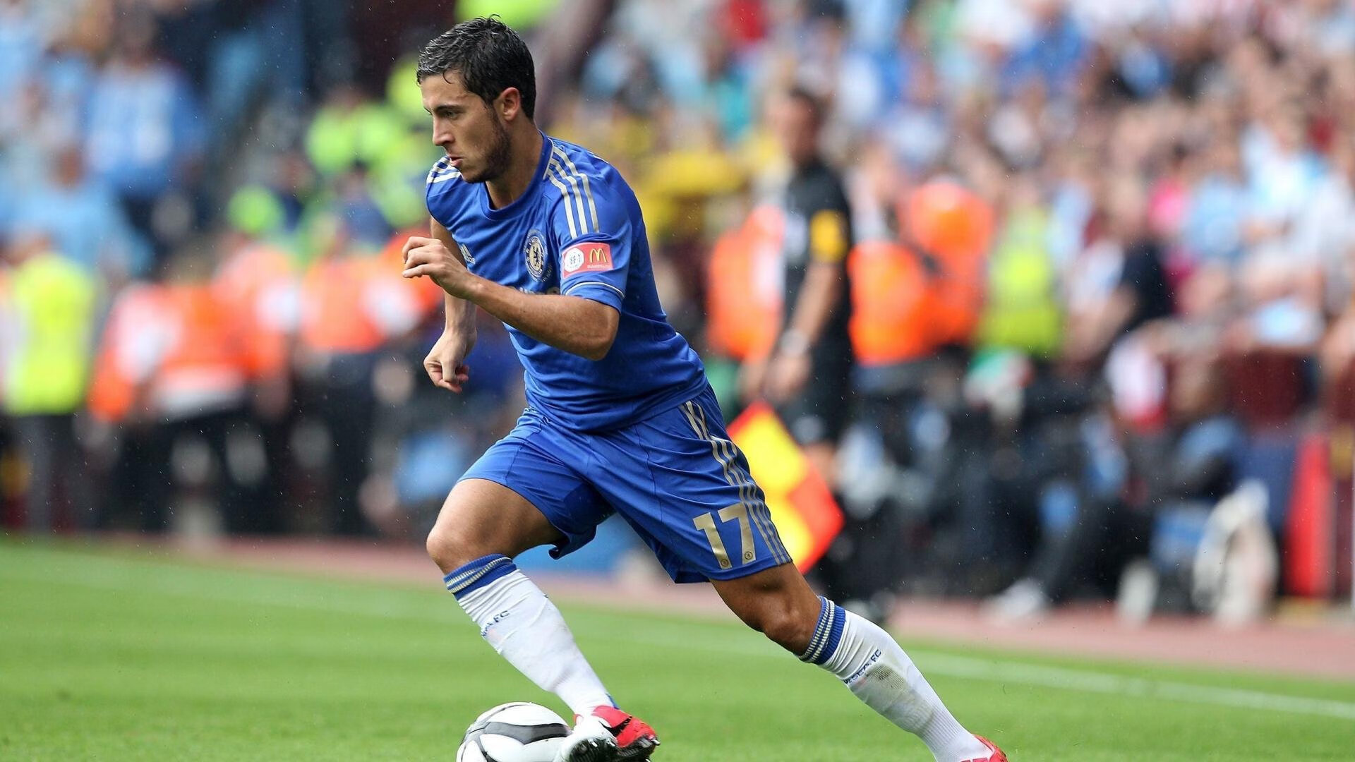 塞维利亚持续稳定，争夺欧洲资格战役